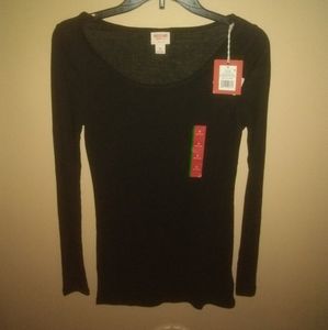 NWT Woman (junior) black long sleeve shirt
